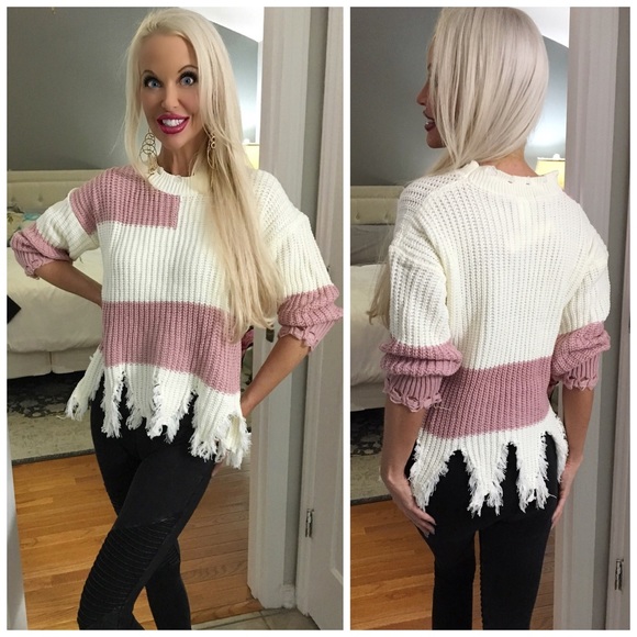 🛍FLASH!! ⚡️⚡️Distressed Color Block Sweater - Picture 2 of 7